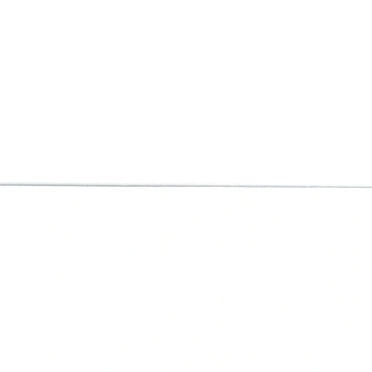 Detailaufnahme der elastischen Kordel, die die Flexibilität und den glatten Glanz der Kordel zeigt.