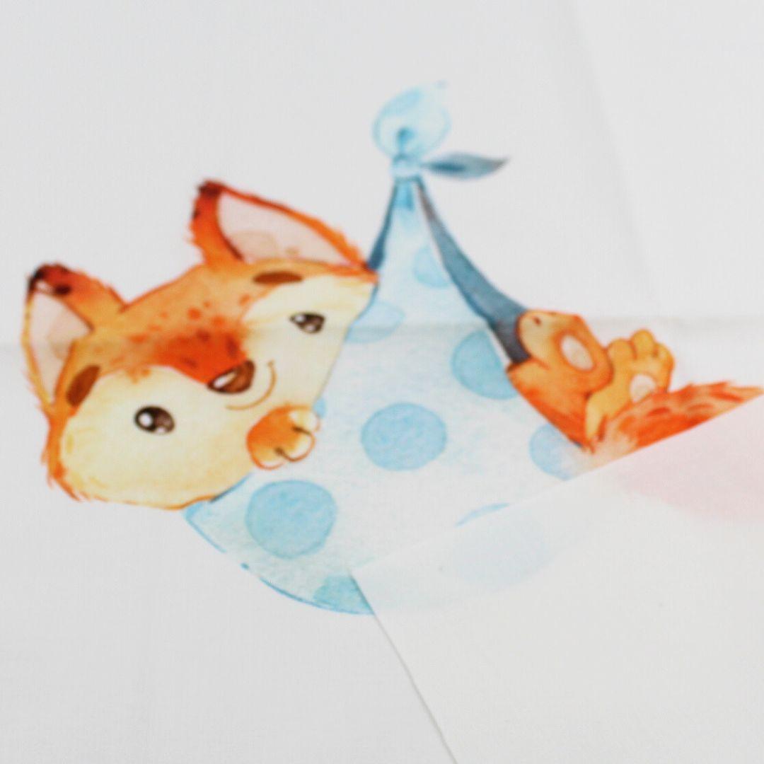 Baumwollpanel mit kleinem Fuchs-Motiv, ideal für Babys und Kleinkinder. Perfekt für Kissenbezüge, Patchworkdecken oder andere kreative Nähprojekte. Rückseite