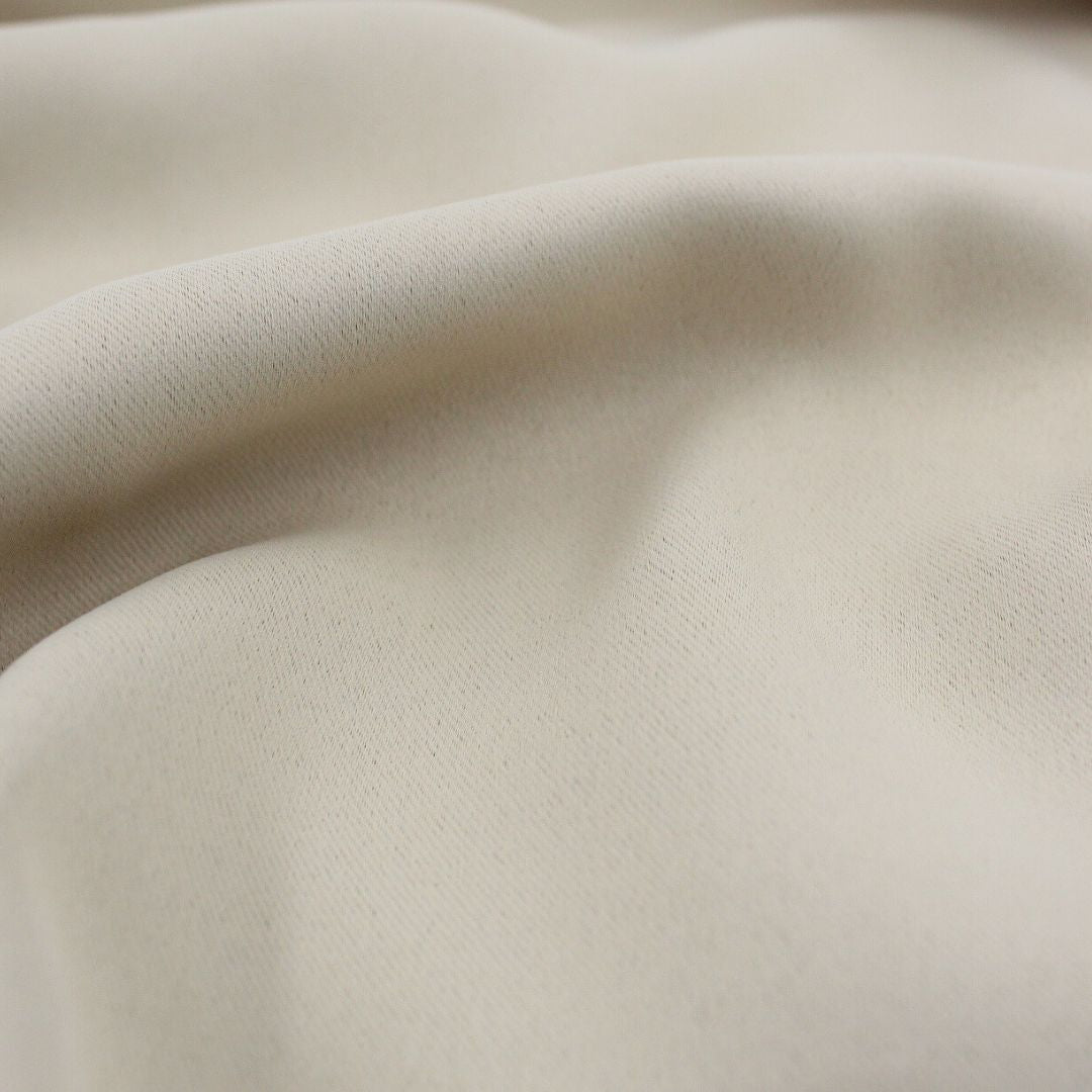 Detailaufnahme Vorderseite Verdunkelungsstoff in Sand