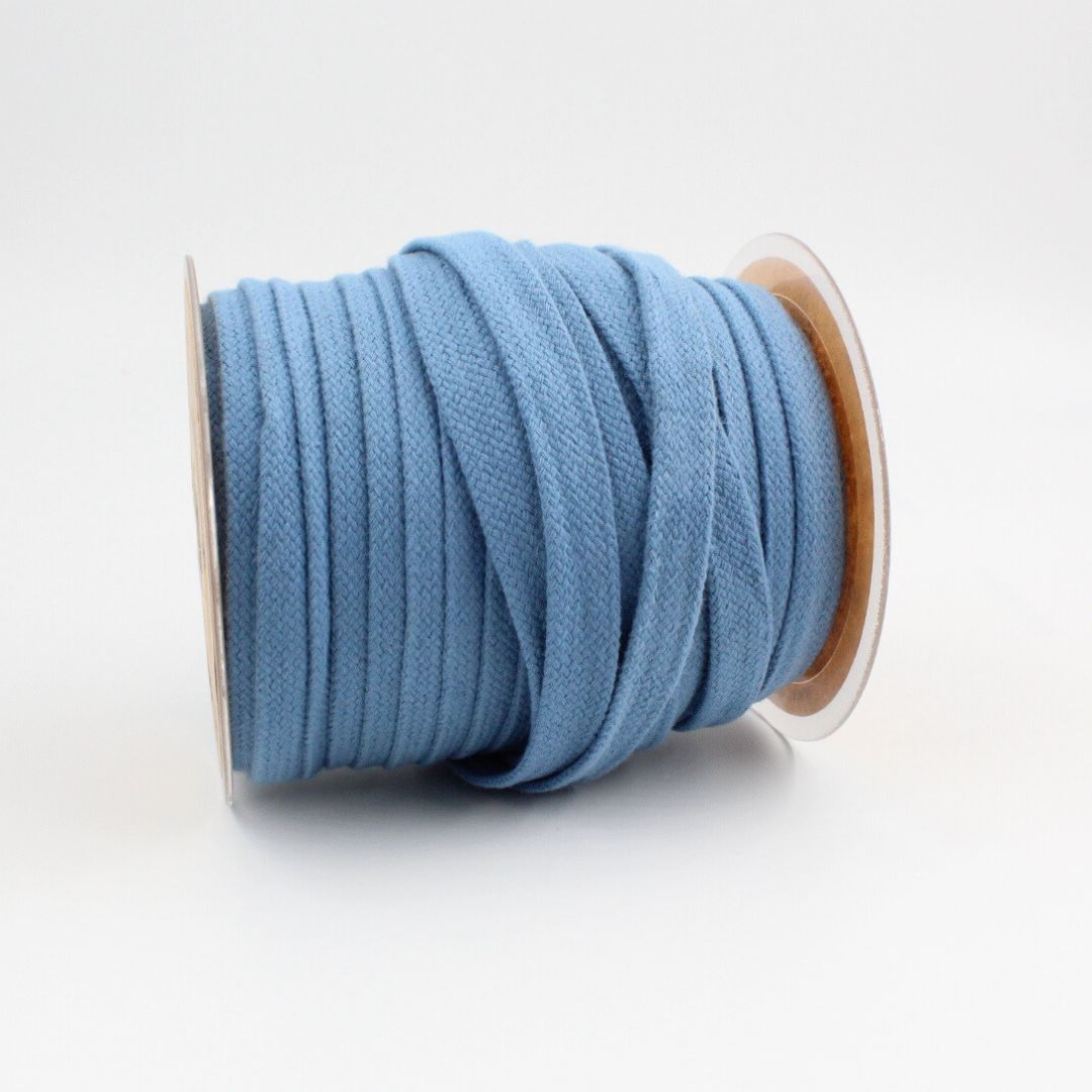 Baumwollkordel flach in Jeansblau, 15 mm breit