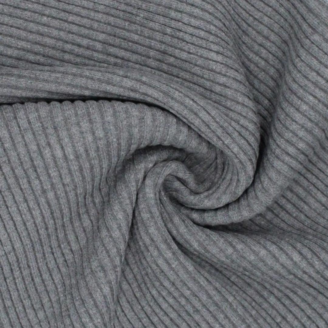 Bündchenstoff mit markanten großen Rippen in Grau Meliert – ideal für robuste und stylische Kleidungsakzente.