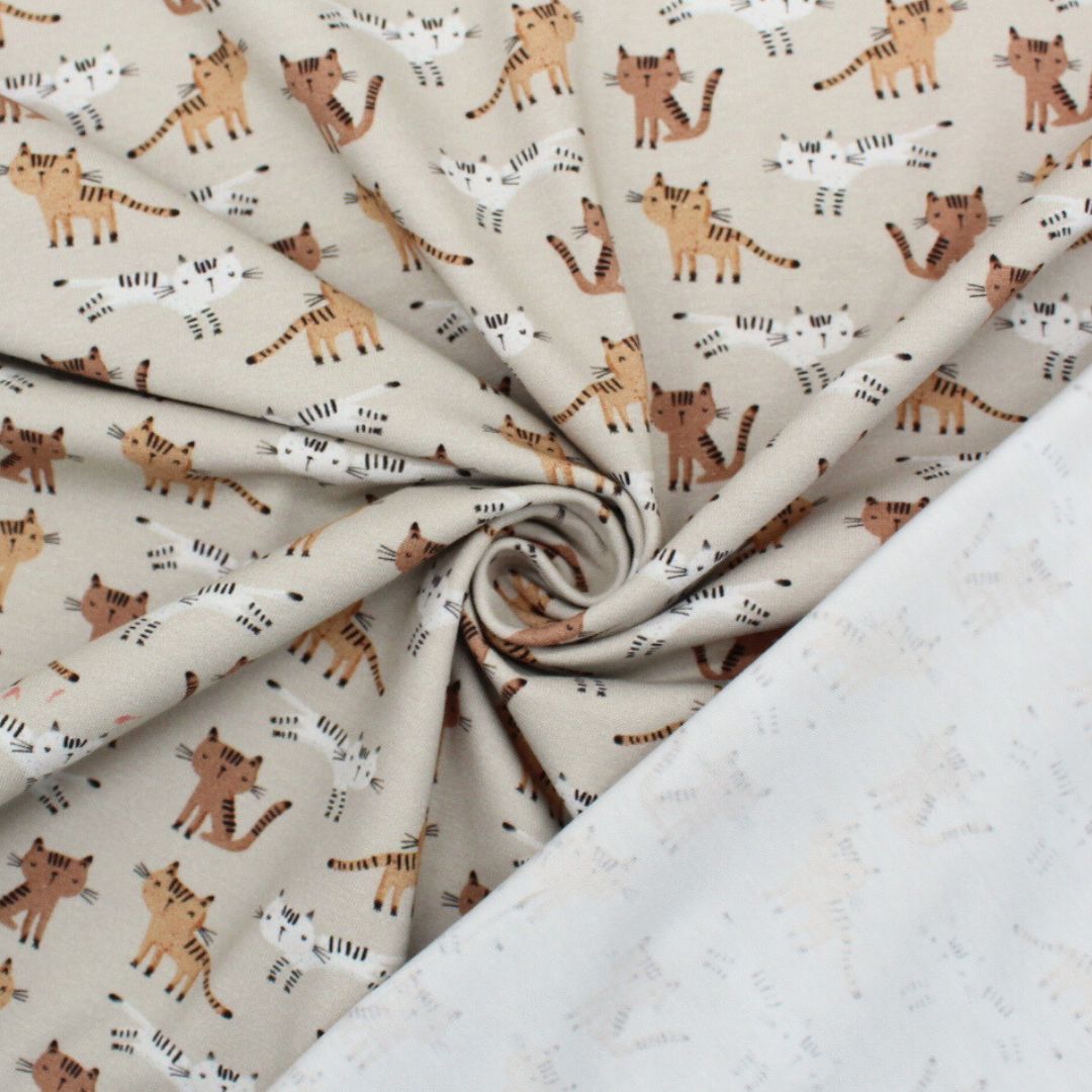 Der weiche, atmungsaktive Jersey-Stoff mit Katzenmuster, geeignet für Kleidung und Accessoires für Katzenliebhaber. Rückseite