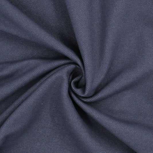 Weicher Denim Knit Stoff mit elastischem Stretch – Nahaufnahme der Maschen Indigo