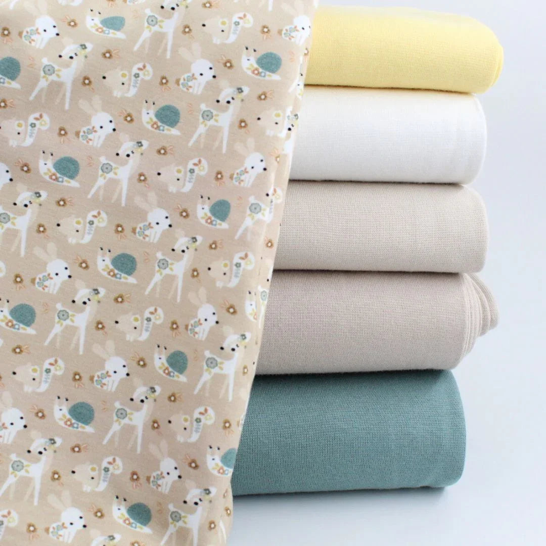 Baumwolljersey mit niedlichen Waldtieren – Stoff für Babybekleidung Kombination mit Bündchenstoffen