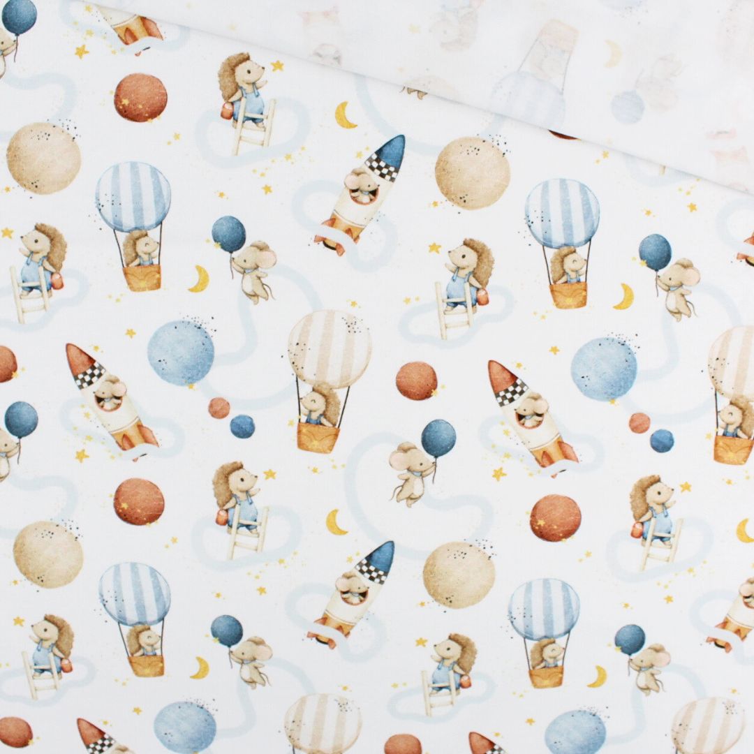 Jersey Stoff Traumreise in Weiß mit Tiermotiven, Heißluftballons, Raketen und Sternenhimmel