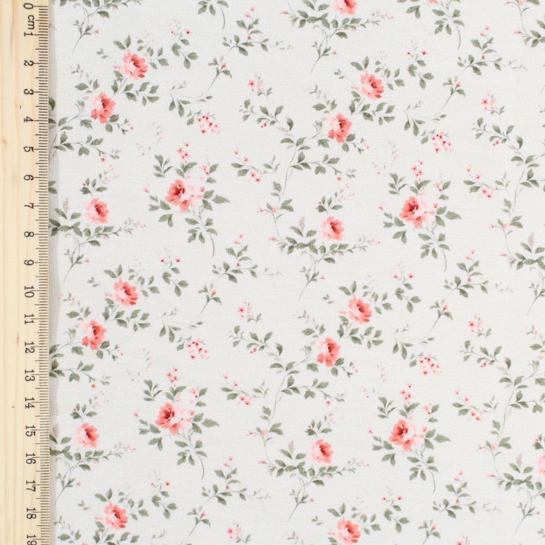 Detailaufnahme Jersey Stoff Kleine Rosen, weicher Baumwolljersey mit Elasthan, OEKO-TEX zertifiziert