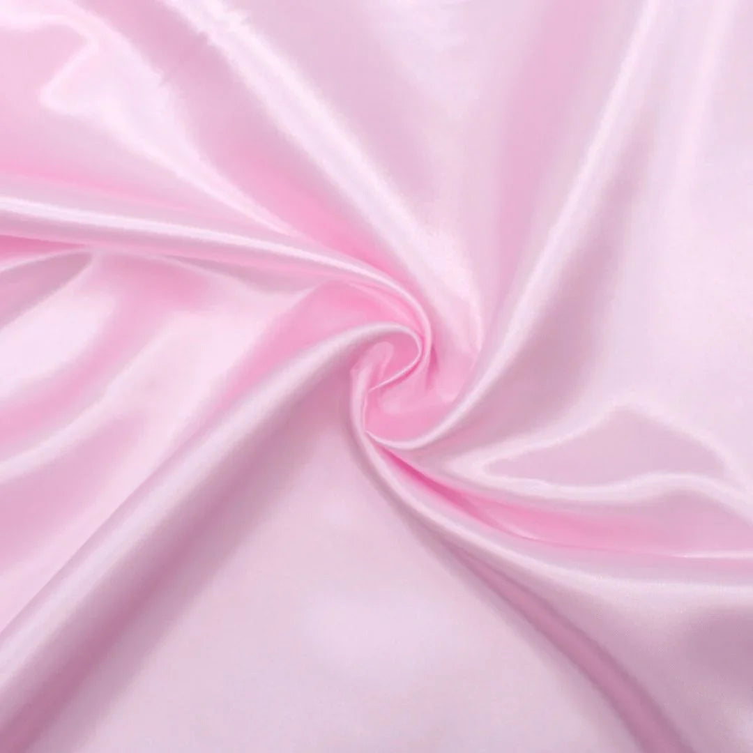 Glatter und weicher Satin-Stoff, perfekt kombiniert mit Tüll- und Spitzenstoffen für elegante Projekte. Hellrosa
