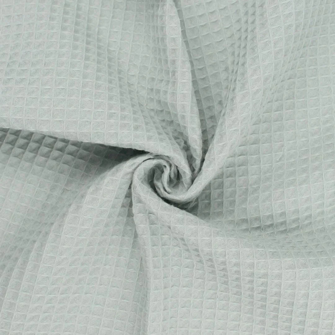 Weicher, natürlicher Waffelstoff in Mintgrün – perfekt für Handtücher, Babydecken und Bademäntel.