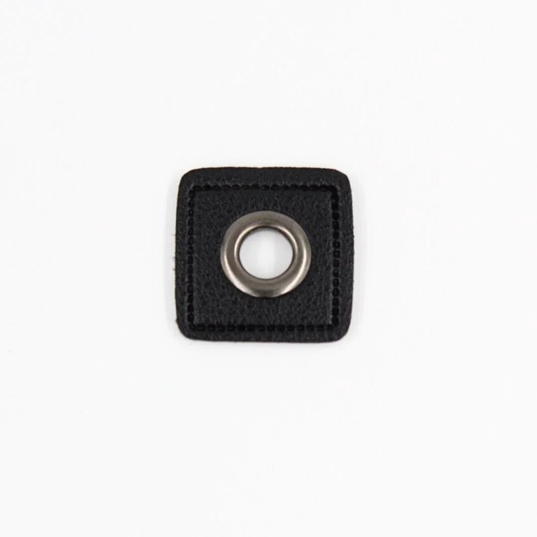 Ösen auf Kunstleder – Quadrat | 8 mm - Stofftime