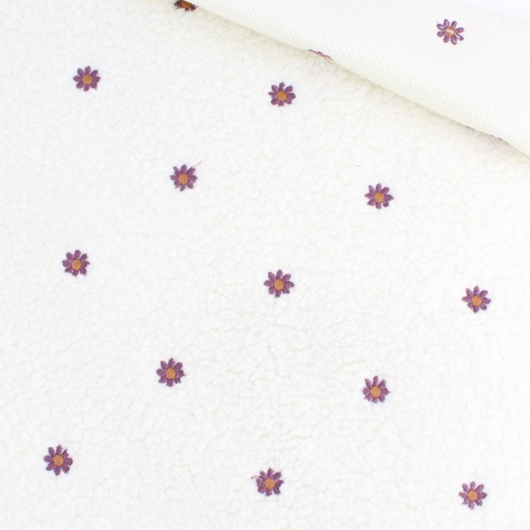 Teddyplüsch Bouclé | Kleine gestickte Blumen - Stofftime