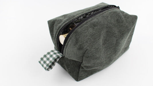 Kostenlose Nähanleitung: Kosmetiktasche mit kleiner Innentasche und Reißverschluss – Schritt-für-Schritt DIY Anleitung - Stofftime