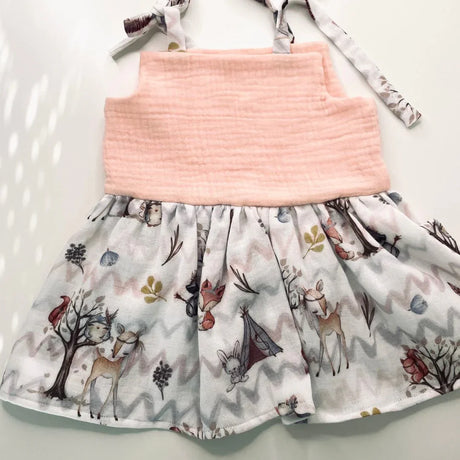 Nähbeispiel Kleid Mädchen aus Musselinstoff