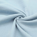 Weicher Musselinstoff in Hellblau