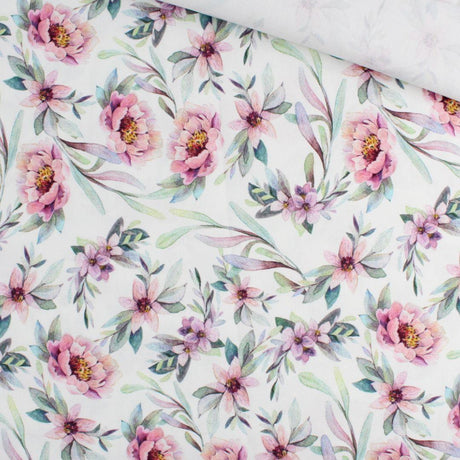 Baumwollstoff Meterware mit handgemalten Aquarell-Blumen in Lila, Rosa und Blau auf weißem Hintergrund