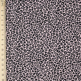 Zusammengerollter Stoff Mini-Leopard Rosa – hochwertiger Baumwollstoff mit Leopardenmuster