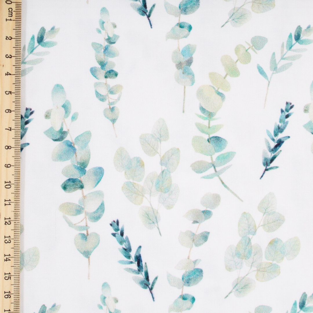 Dekorativer Baumwollstoff Eukalyptus – Stoffballen mit Aquarell-Blättern
