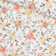 Hochwertiger Baumwoll-Dekostoff mit buntem Blumenmuster auf hellem Hintergrund, ideal für kreative Nähprojekte.