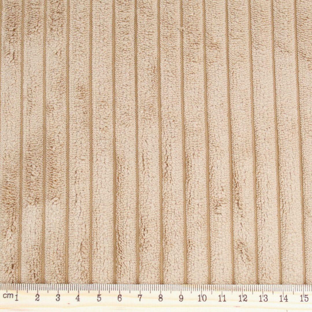 Strukturdetail: 10 mm breite Cord-Rippen im Veloursstoff | Kamelbraun