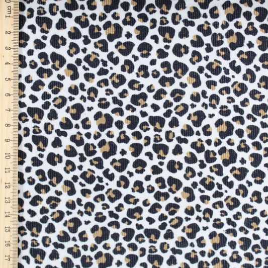 Detailaufnahme Feincord Leo-Print – weicher Cordstoff 100% Baumwolle