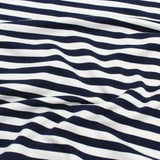 French Terry Stoff 'Streifen Marineblau' – elastisch und atmungsaktiv, perfekt für vielseitige DIY-Projekte.