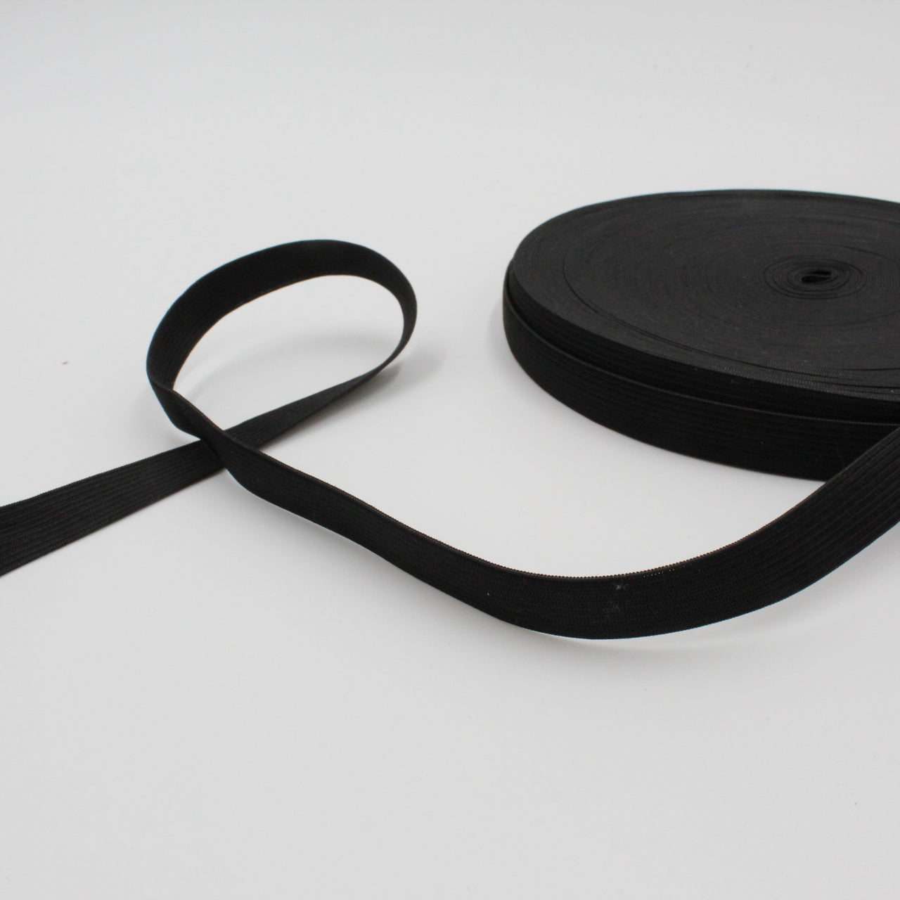Gummiband 15 mm in schwarz