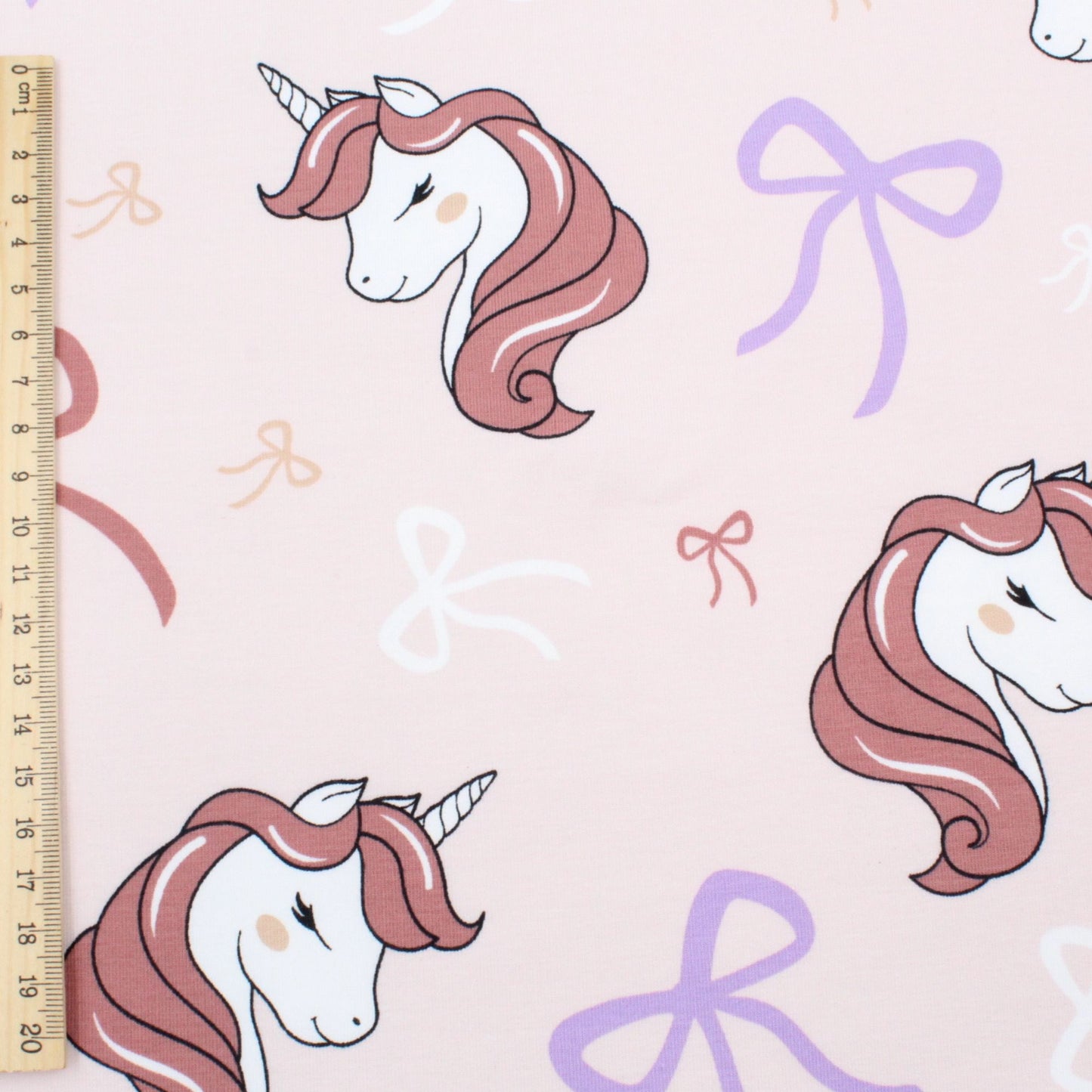 Baumwolljersey Einhorn Muster Detail rosa lila elastischer Kinderstoff