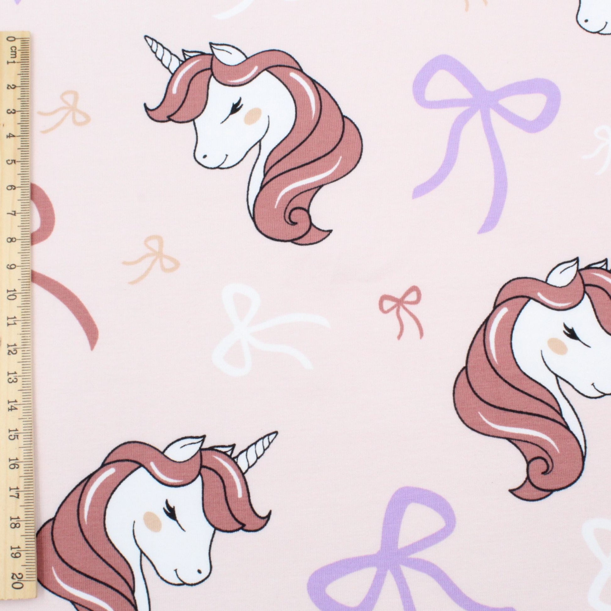 Baumwolljersey Einhorn Muster Detail rosa lila elastischer Kinderstoff