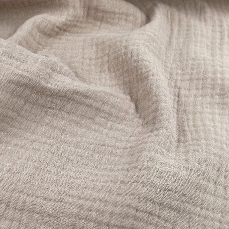 Musselin Stoff in Beige Ideal für luftige Sommerkleidung, Decken und stilvolle Accessoires. Weich, leicht & vielseitig!