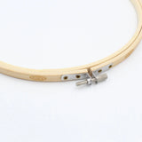 Stickring aus Holz Nahaufnahme
