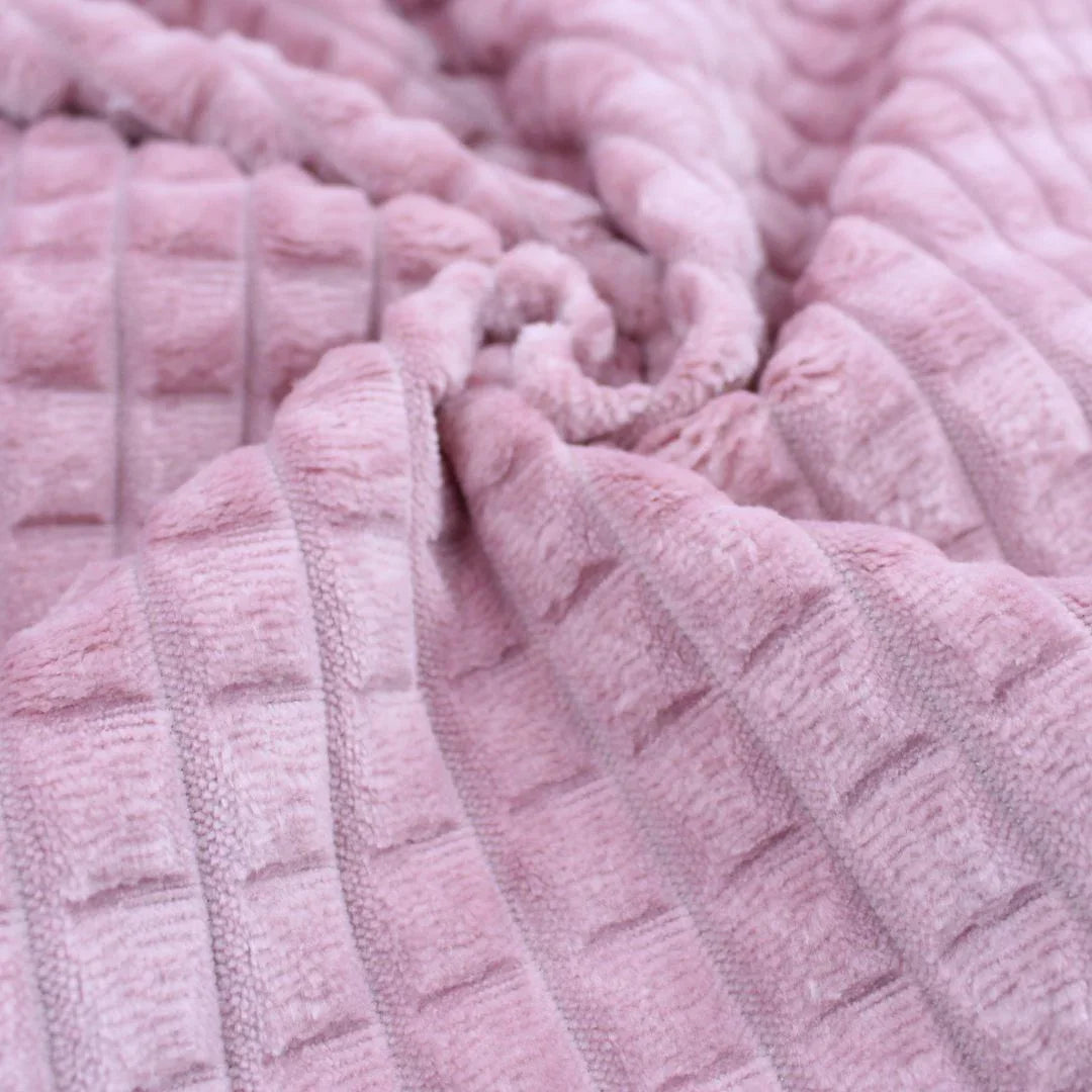 Velourstoff in Rosa mit samtiger Oberfläche