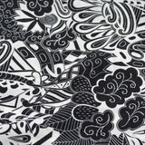 Viskose-Voile-Stoff in Schwarz-Weiß mit abstraktem Muster, perfekt für die Herstellung von Strandkleidern, Blusen und Röcken.