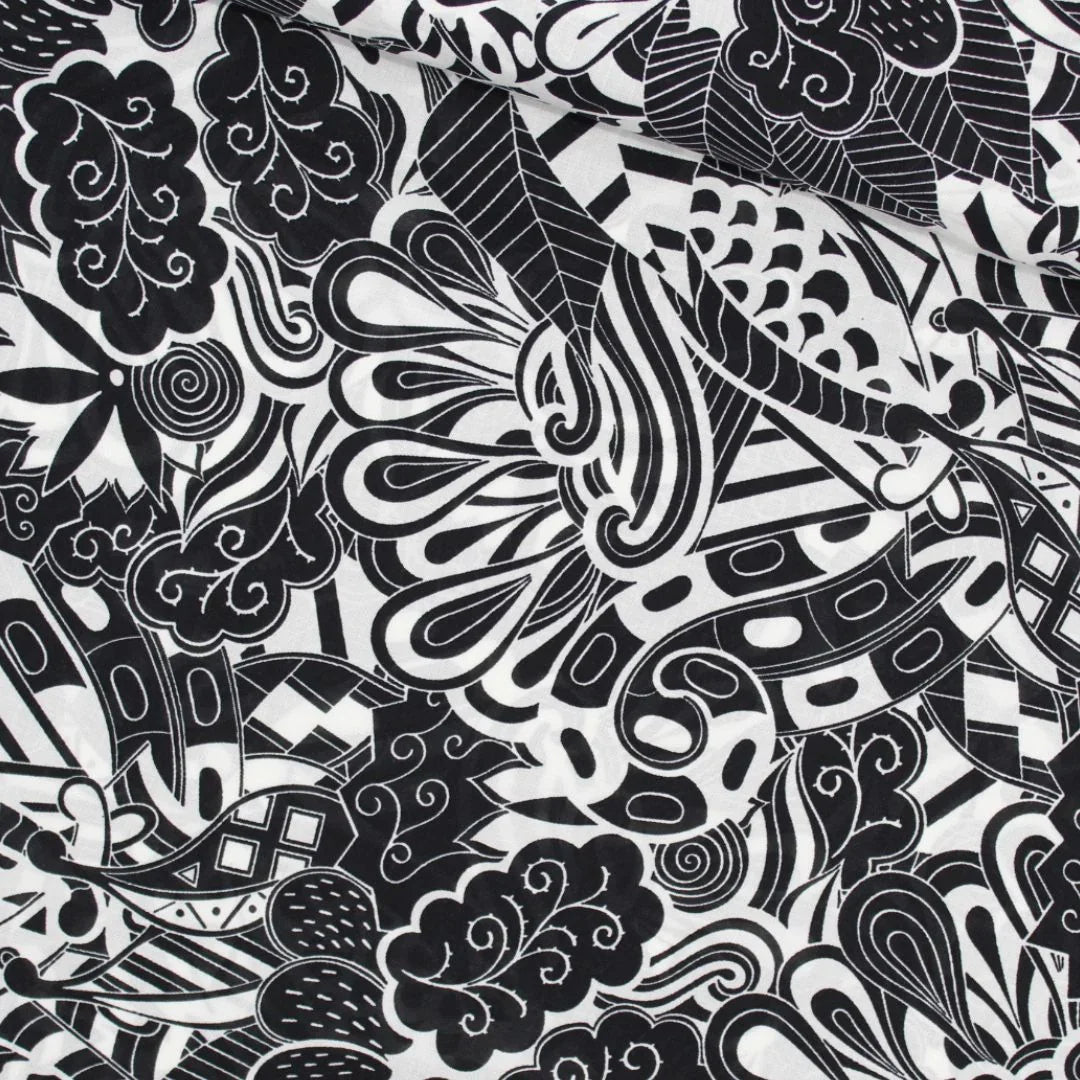 Viskose-Voile-Stoff in Schwarz-Weiß mit abstraktem Muster, perfekt für die Herstellung von Strandkleidern, Blusen und Röcken. Stoffball