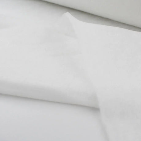 Vlieseline 280 – vielseitige volumengebende Einlage aus Polyester für Näh- und Bastelprojekte, 90 cm breit und 80 g/m² leicht.