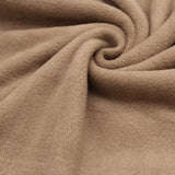 Hochwertiger, elastischer Fleece mit Antipilling-Effekt, ideal für Nähprojekte wie Sportbekleidung, Hausanzüge und wärmende Accessoires. Besonders weich und langlebig.