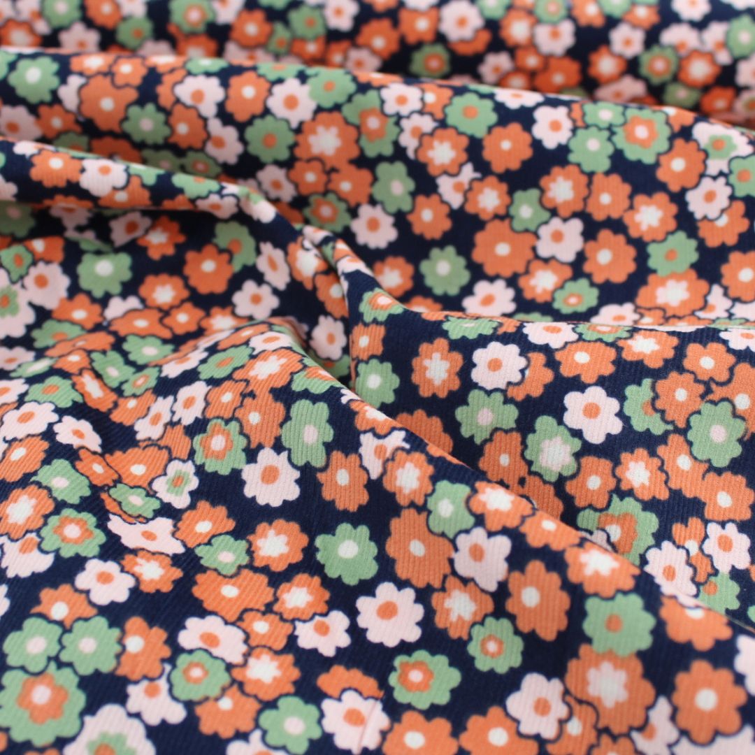 Feincord aus Baumwolle - Kleine Blumen - Stofftime