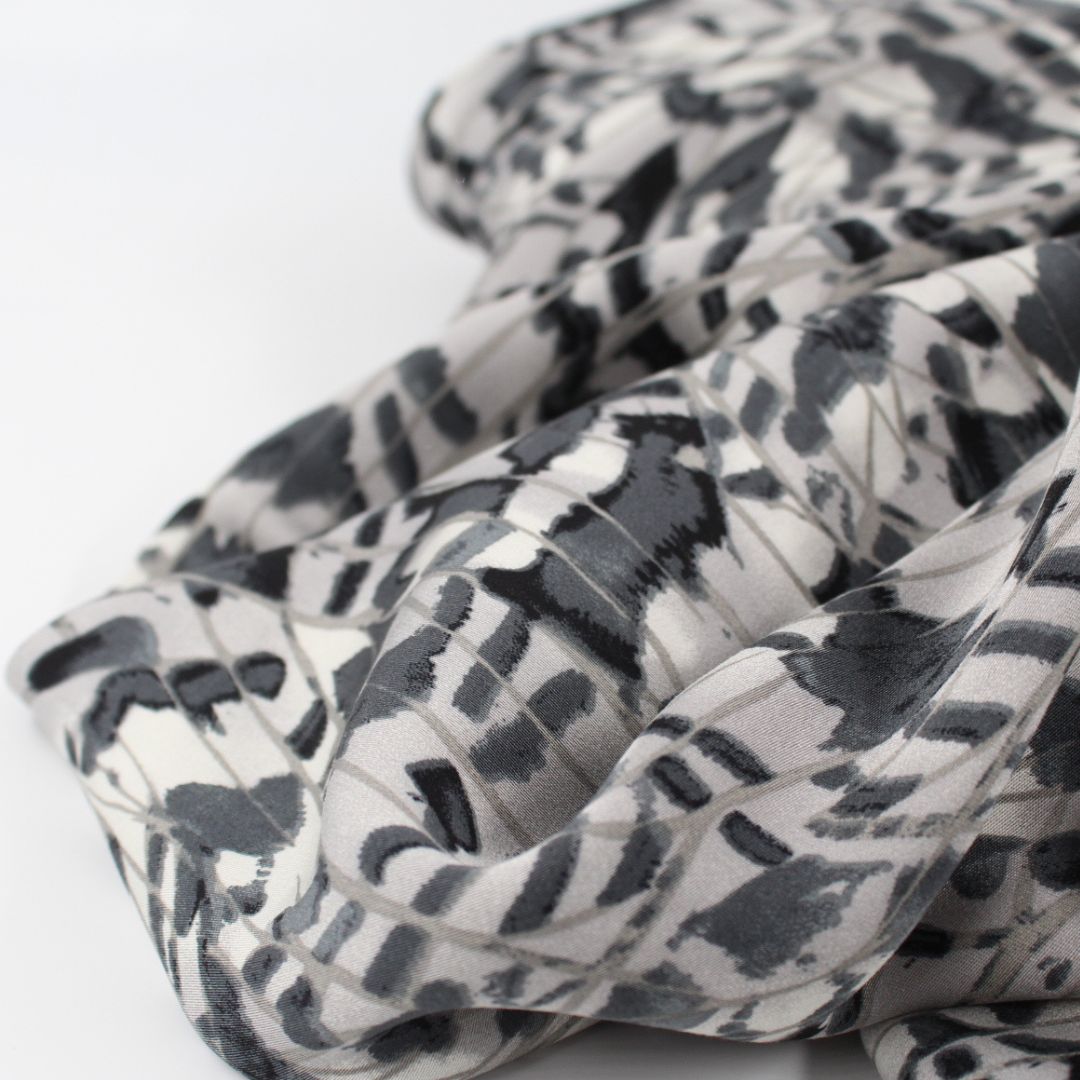 Satin Viskose Federn | Grau - Stofftime