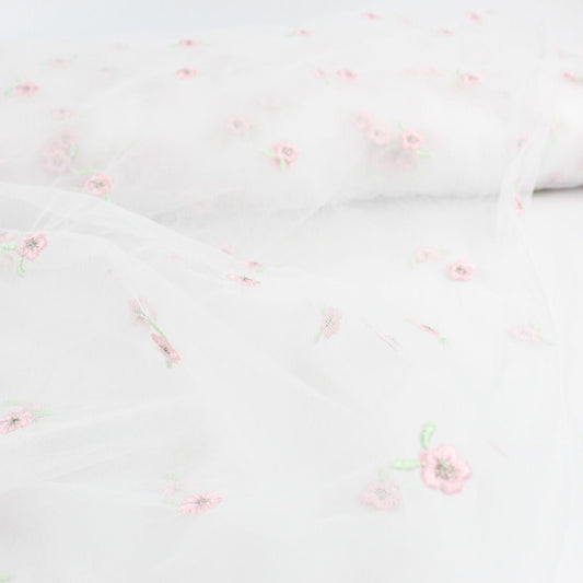 Tüllstoff mit gestickten rosa Blumen - Stofftime