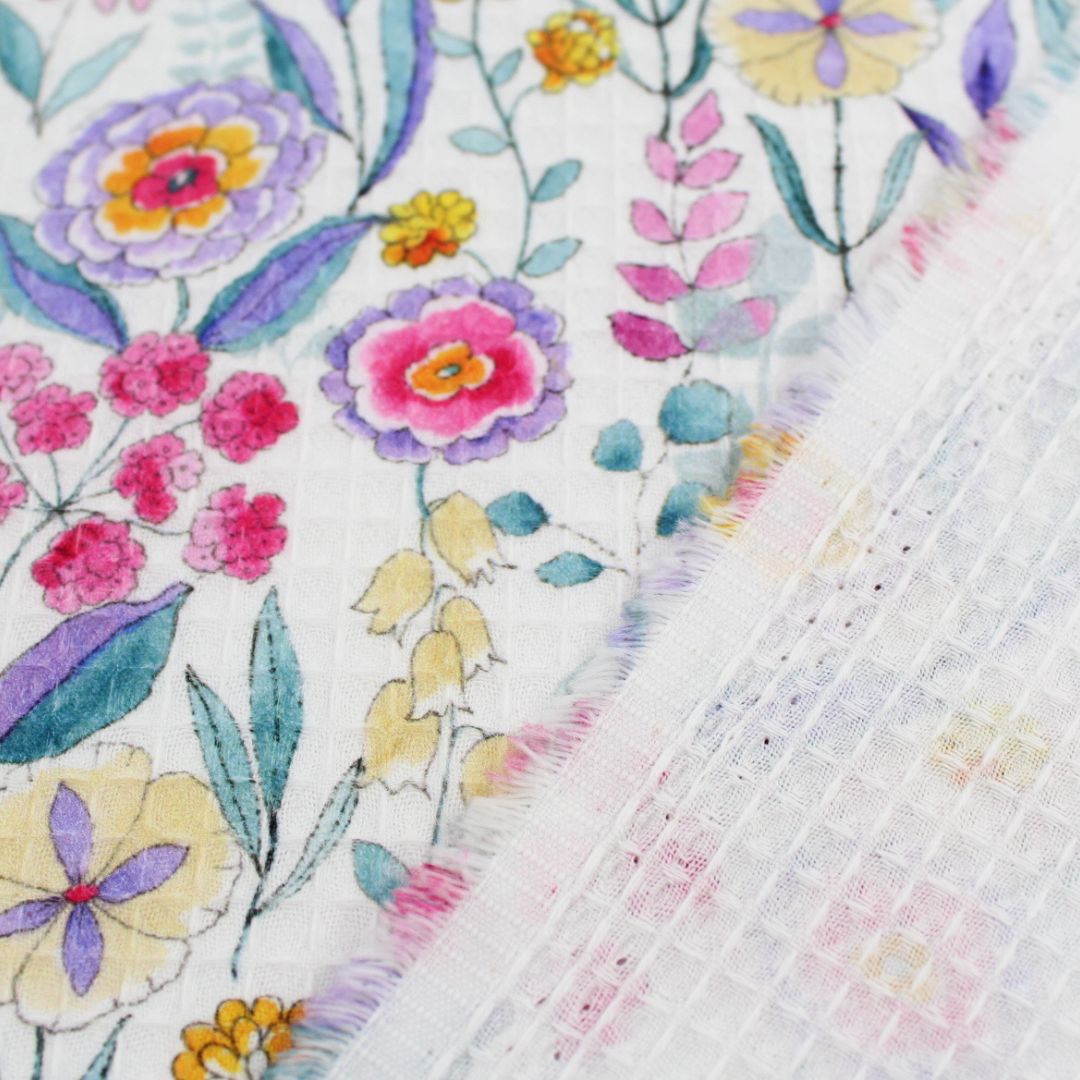 Waffelstoff bunte Blumen | Weiß - Stofftime